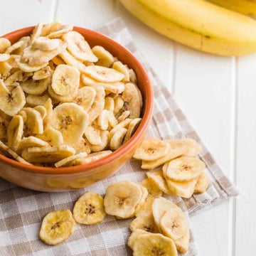 Banana Chips: Toasty, Tasty, and Perfect for Snacking – Natural, Dried, and Crunchy